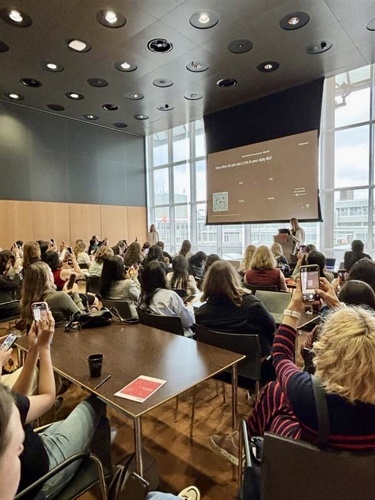 60+ Tech-Savvy women joining the Faber LABS workshop on LLM and AI